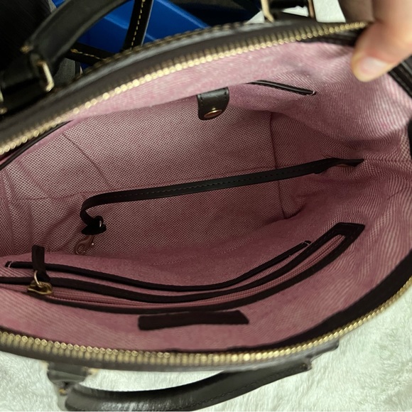 NWOT Dooney & Bourke Croco Satchel Handbag Brown T Moro Biscuit - Picture 11 of 11